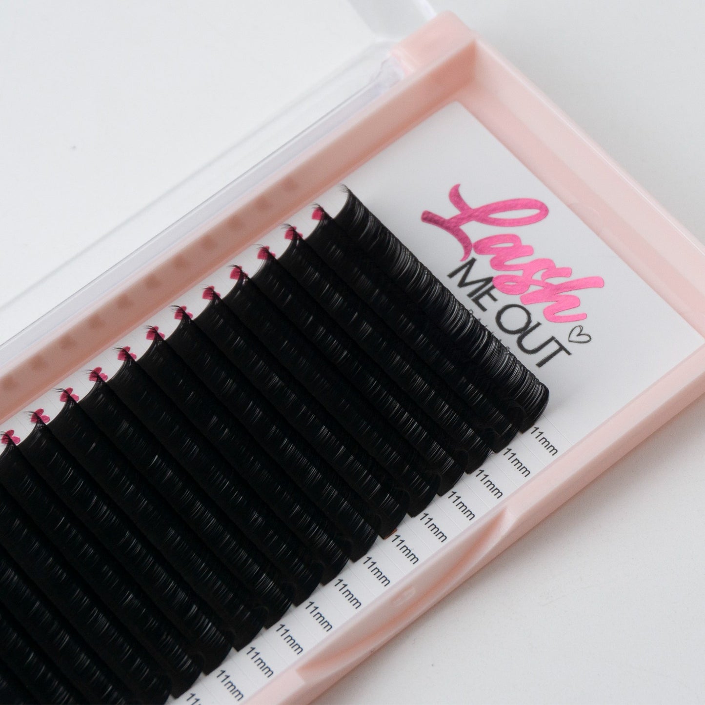 Premium velvet matte lash trays